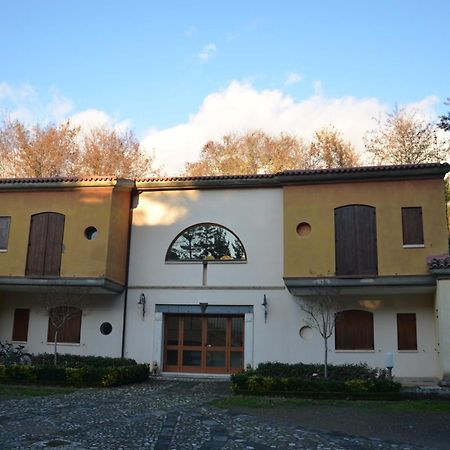 Borgo Villa Maria Monticchio  Exterior photo